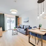 Revital By Homeprime Parking Free *