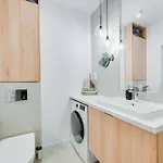 Revital By Homeprime Parking Free