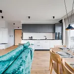 Apartment Revital By Homeprime Parking Free Mechelinki