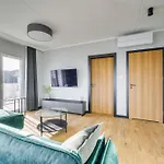 Revital By Homeprime Parking Free * 梅彻林基
