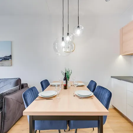 公寓 Revital By Homeprime Parking Free 梅彻林基