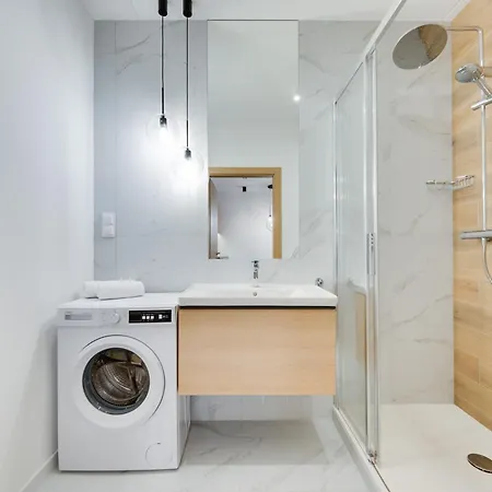 Revital By Homeprime Parking Free Apartment