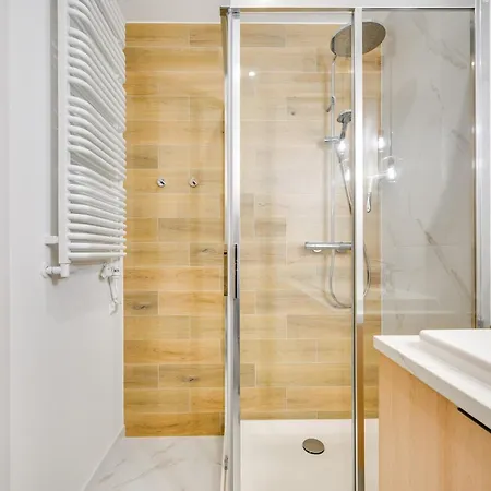 Revital By Homeprime Parking Free