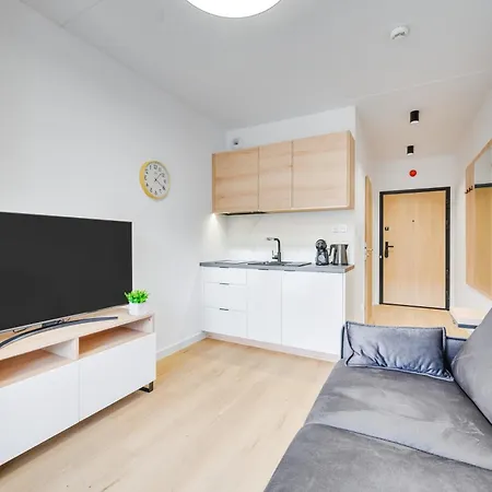 Revital By Homeprime Parking Free Mechelinki