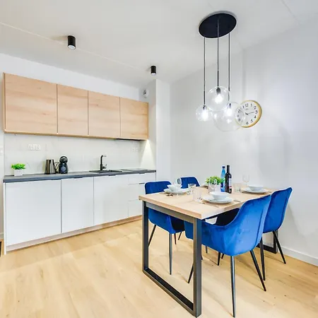 Apartment Revital By Homeprime Parking Free Mechelinki