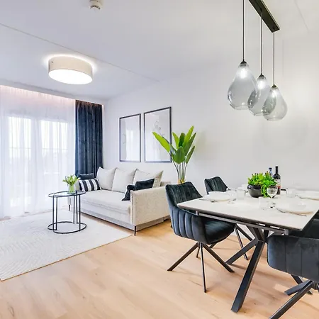 Revital By Homeprime Parking Free Mechelinki