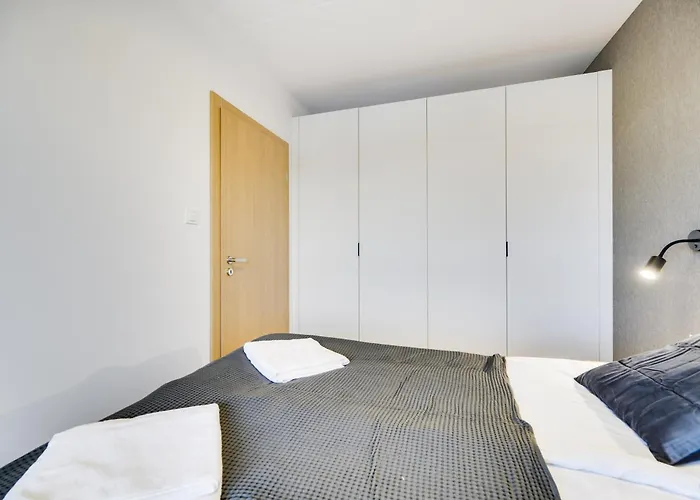 Revital By Homeprime Parking Free *