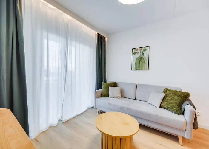 Revital By Homeprime Parking Free *