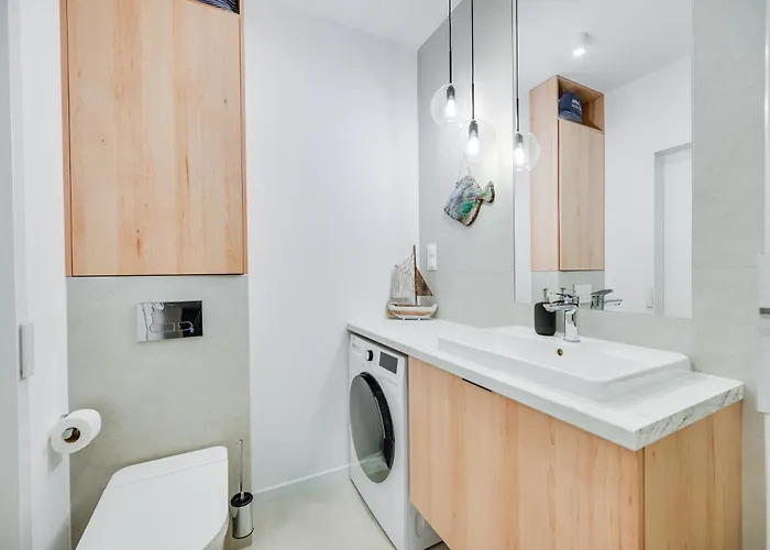 Revital By Homeprime Parking Free