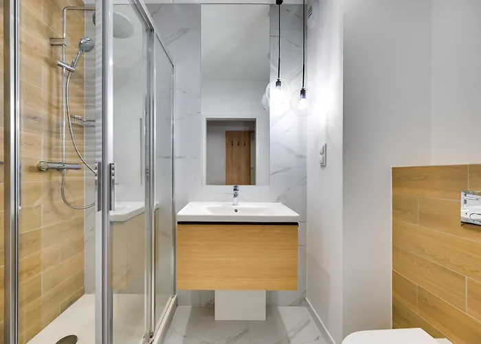 Revital By Homeprime Parking Free *