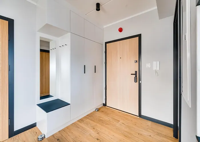 Lägenhet Revital By Homeprime Parking Free Mechelinki