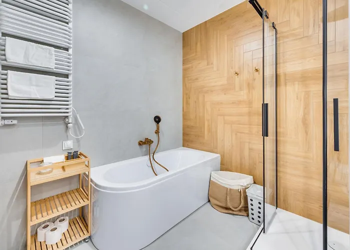 Revital By Homeprime Parking Free Mechelinki